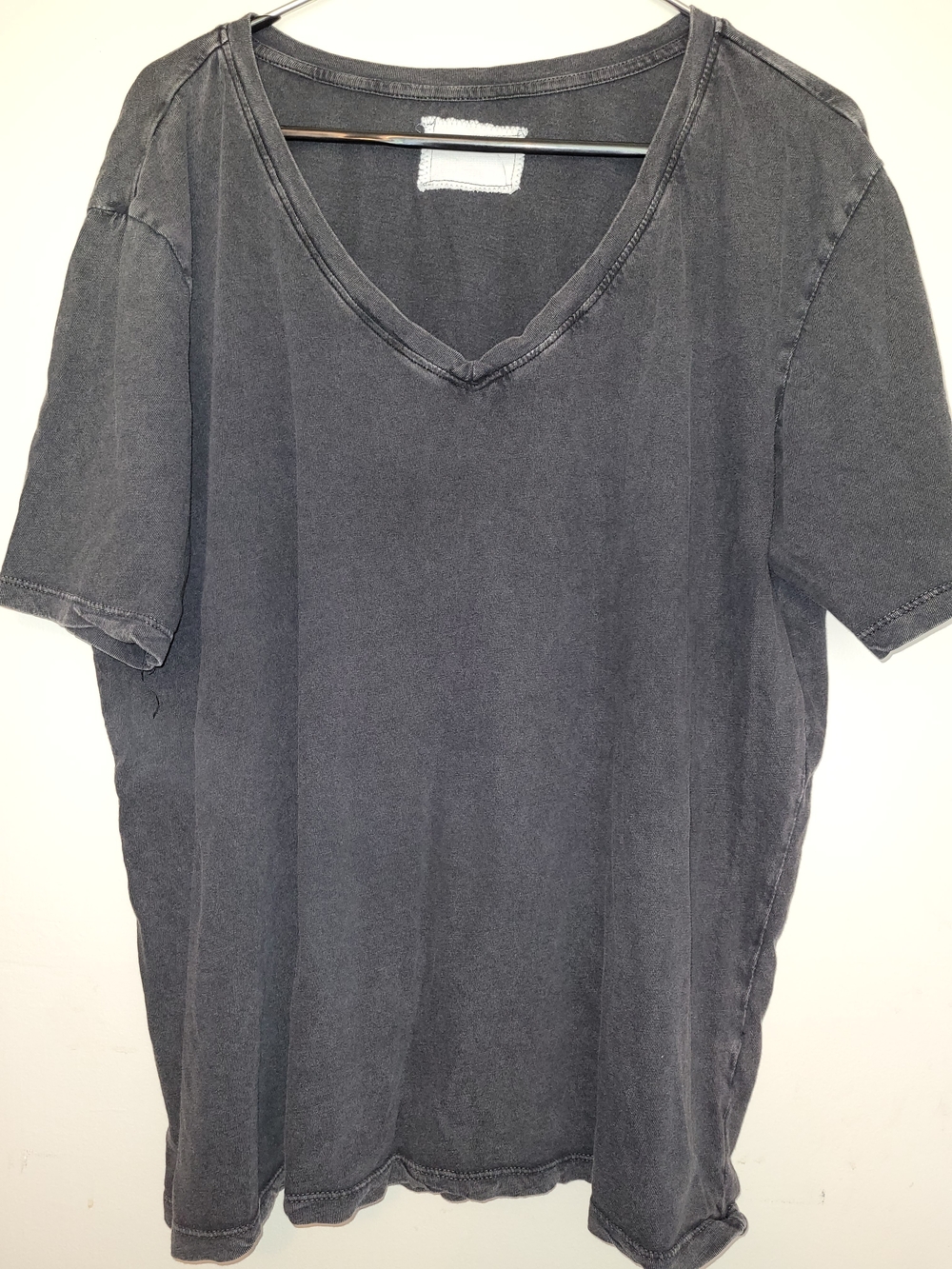 Classic Men's V-Neck Short Sleeve Shirt - Washed Black